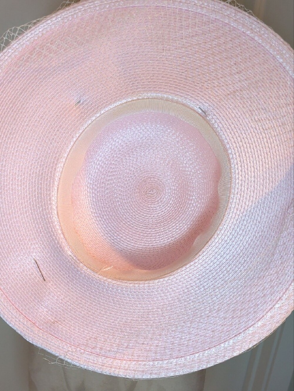 Vintage Pink Wide-Brim Picture Hat with Veil and Floral Trim Pastel Wedding - Picture 8 of 9